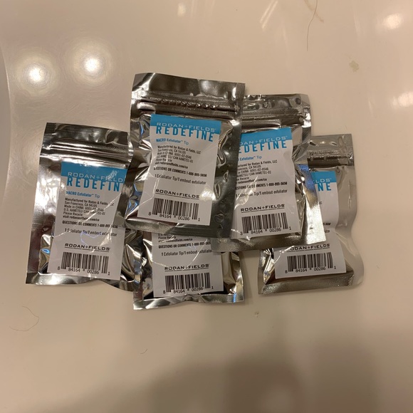 ** SOLD **Rodan + Fields Macro Exfoliator Tip - Picture 3 of 3